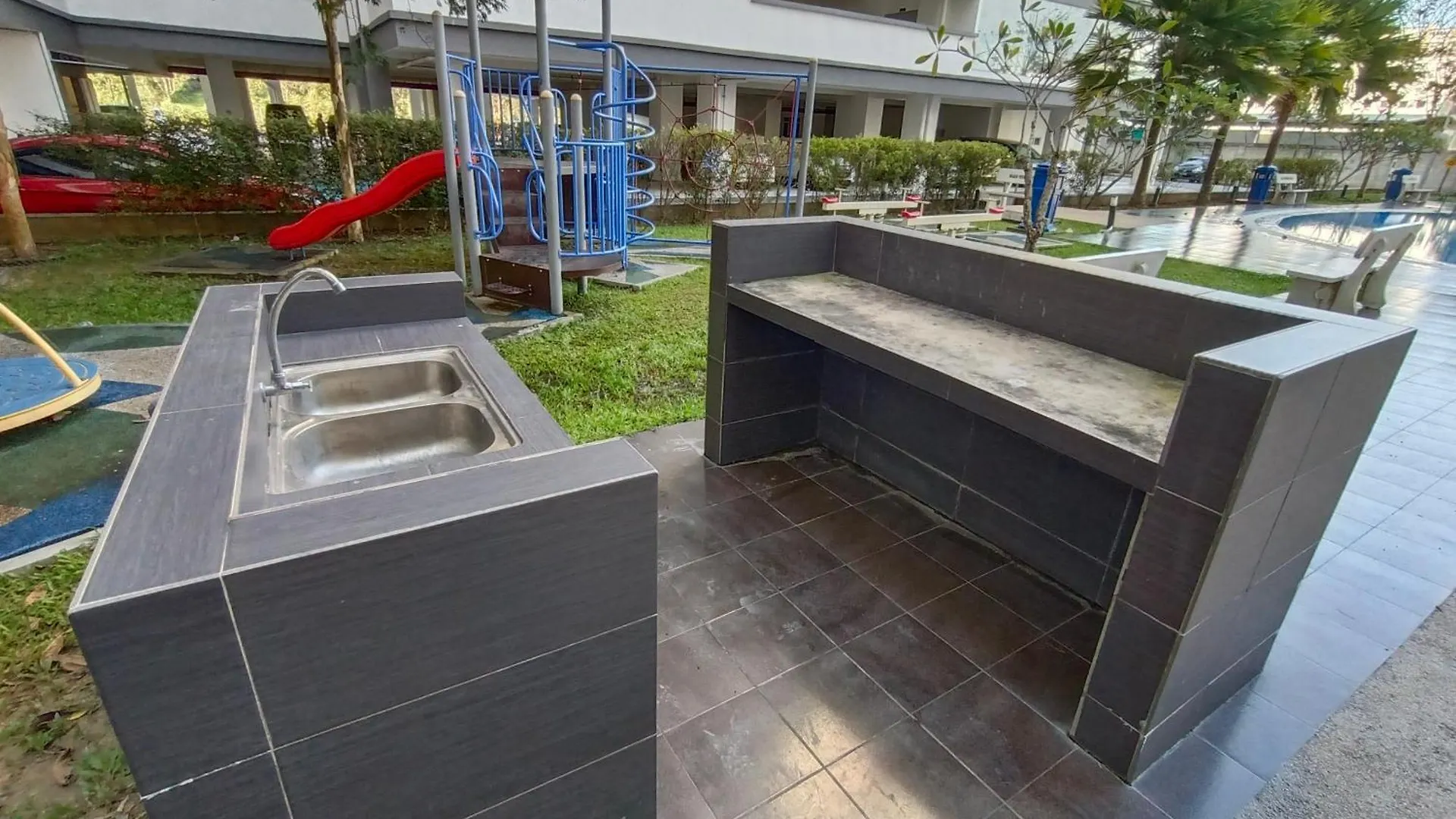 Klia Ehsan Residence Cozy Air-Con Suite 8 Pax contacts