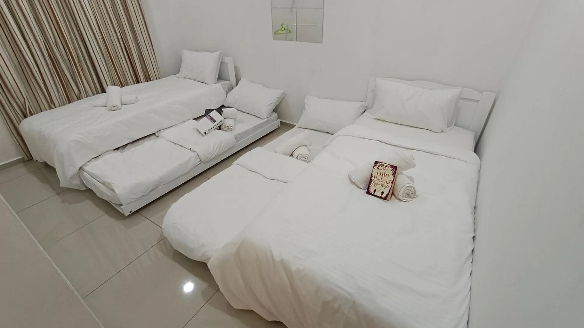 Apartment Klia Ehsan Residence Cozy Air-Con Suite 8 Pax Sepang