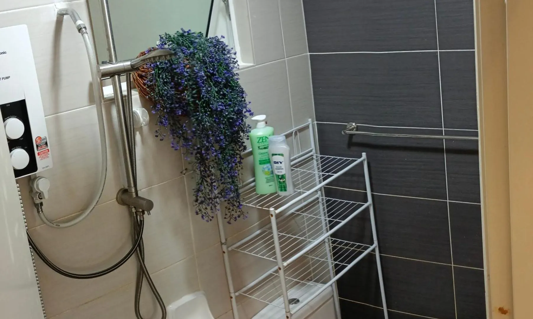 Klia Ehsan Residence Cozy Air-Con Suite 8 Pax Sepang Malaysia